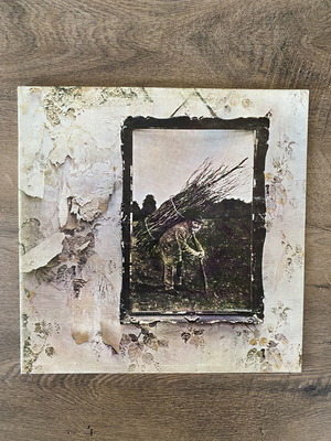 Led Zeppelin IV Vinyl record near mint, 1st Greek press 1971