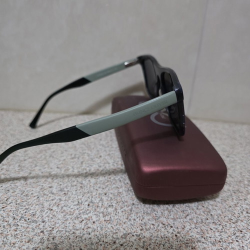 Prince Oliver sunglasses like new, multicolor