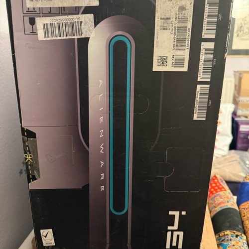 Dell Alienware 34” Ultra Wide Curved Monitor like new