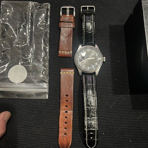 Mercedes Original piloten watch like new, black men's