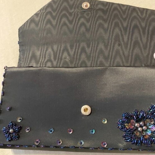 Embroidered clutch bag with beads in blue satin, like new