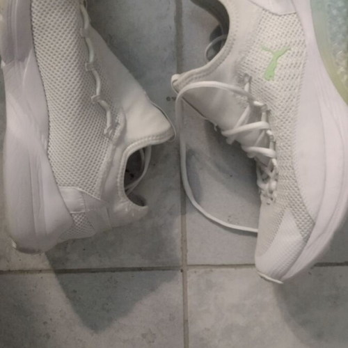 Puma men's athletic shoes like new, size 44