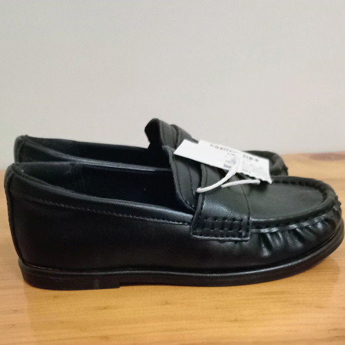 Zara Kids loafers new, size 25, black