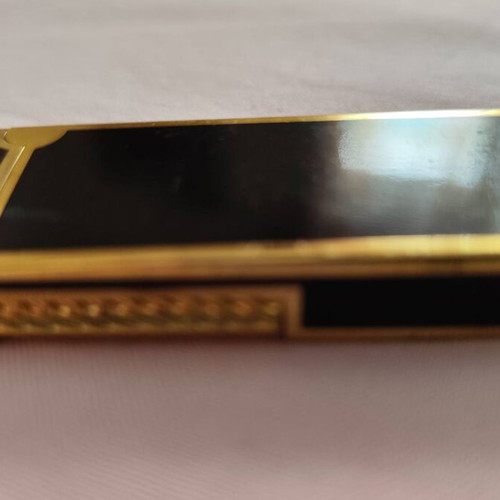 vintage Auto-rollalite black lacquer & metal
