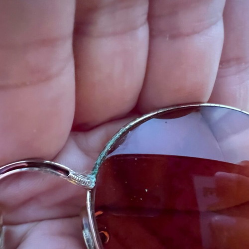 Vintage round sunglasses used with metal frame