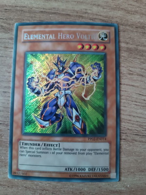 Elemental Hero Voltic YuGiOh card near mint
