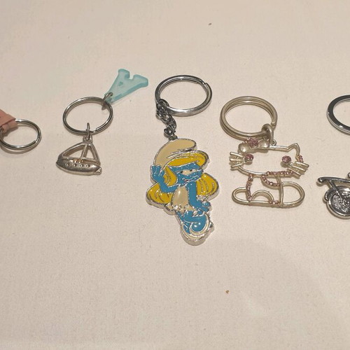 Keychains children’s new, pack of 5 pieces