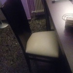 Oak dining table with 6 chairs like new