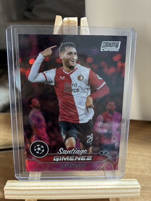 Santiago Gimenez collectible card like new