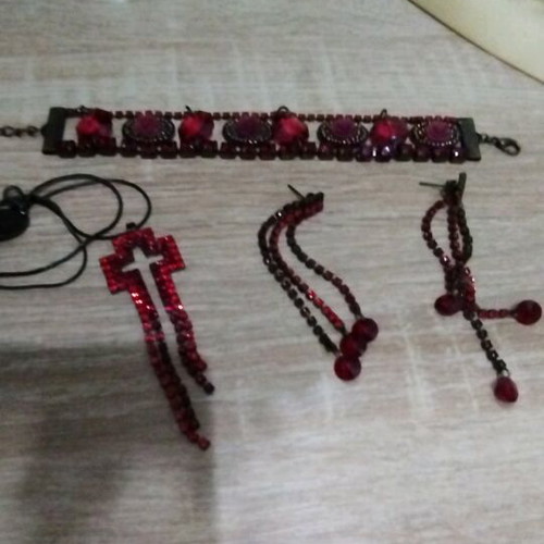 Handmade jewelry set new