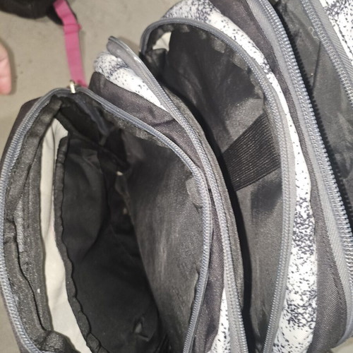 Polo backpack with wheels, 4 zip compartments, 2 mesh side pockets