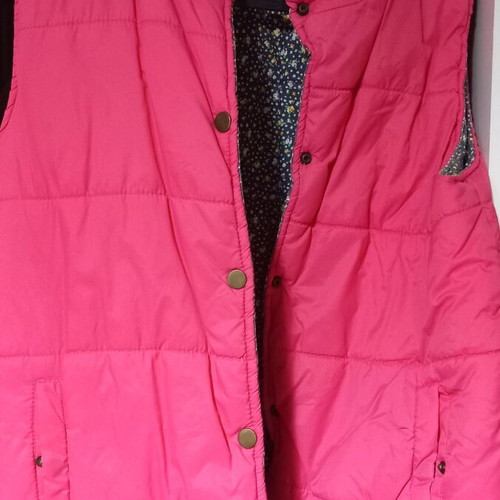 Reversible sleeveless vest used, pink multicolor, size L