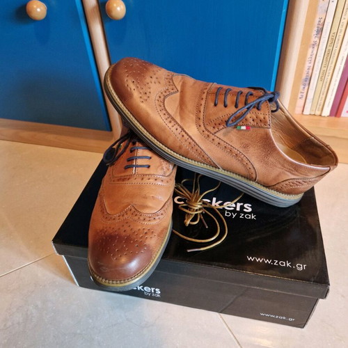 Oxford shoes Cockers size 43 like new, brown