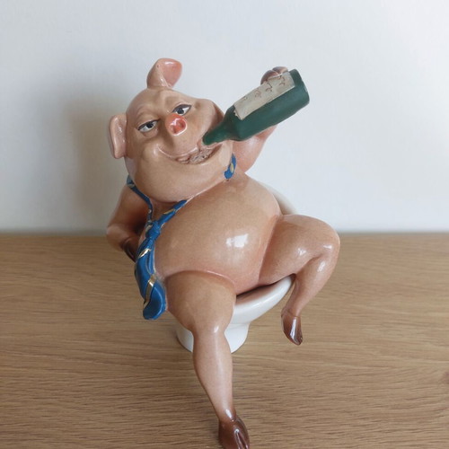 Decorative pig figurine like new, 15 cm height