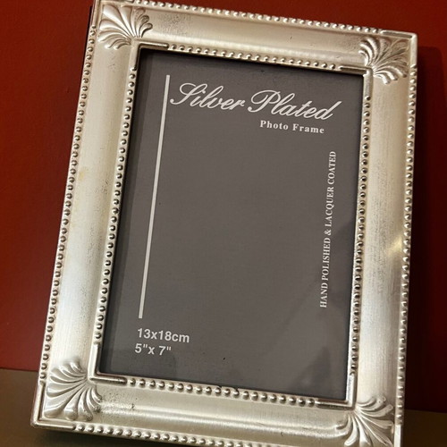 Photo album frame like new with silver plated 13x18cm