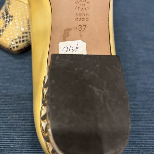Pollini women's heels used yellow leather with patent toe