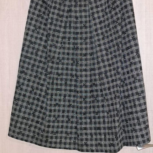 Axel winter evaze skirt with pockets, lined, size L, black gray