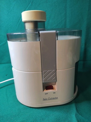 Sayota juice extractor used, for fruits and vegetables