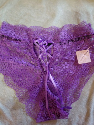 Modern Ocean Purple Lace Lingerie New with Ribbon and Tag L/XL