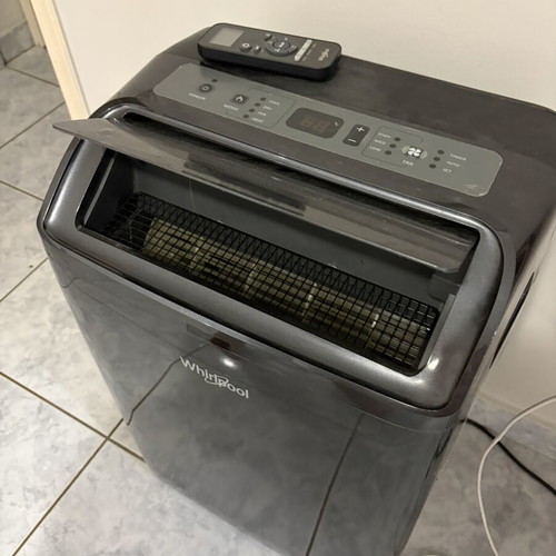 Whirlpool Portable Air Conditioner PACF212HP B like new, energy rating A/A+