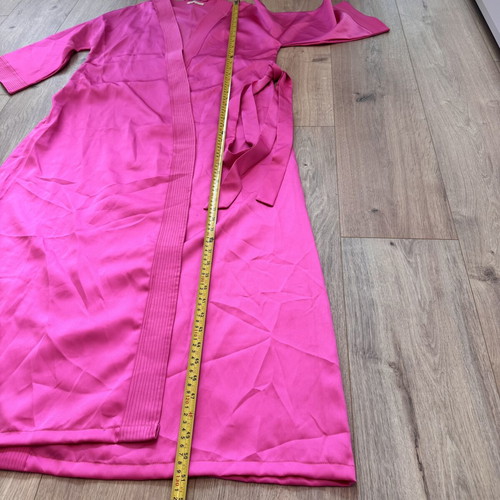 Loretta Caponi Firenze Pink Satin Robe M-L like new, belted, made in Italy