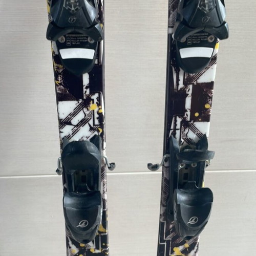 Armada skis used with bindings 137 cm