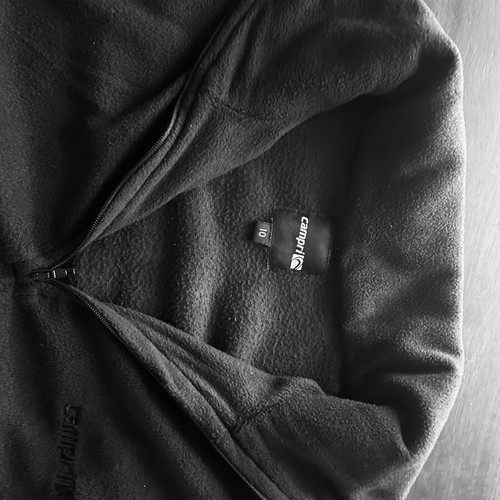 Campri M soft and thin fleece, black color.