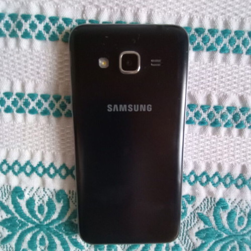 Samsung Galaxy J3 used, functional, black without charger