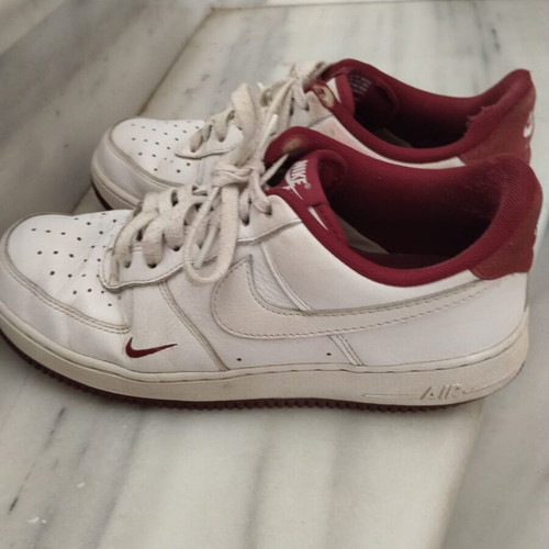 Nike Airforce 1 used athletic shoes size 42 white and red