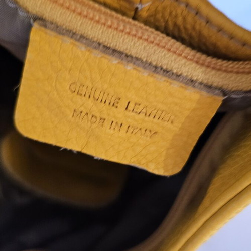 Italy leather shoulder bag used, yellow