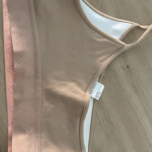 Reebok & Gigi Hadid sports bra, pink