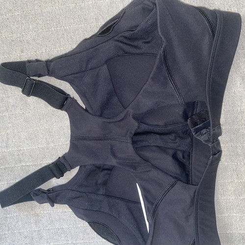 Myprotein Sports Nursing Bra new, size small, black