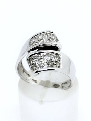 Δαχτυλίδι vintage χειροποίητο λευκόχρυσο 18k με 16 μπριγιάν σαν καινούργιο