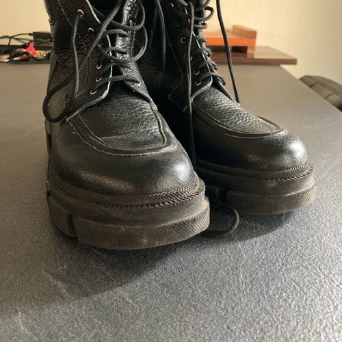 Tsitsivas black boots like new