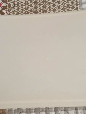 Tupperware bowl, white