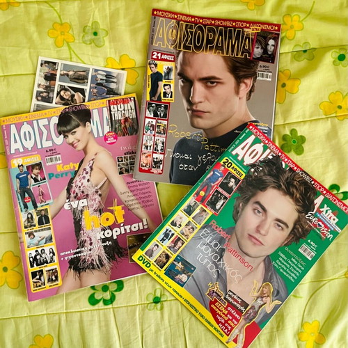 Afisorama 3 issues like new with posters and stickers