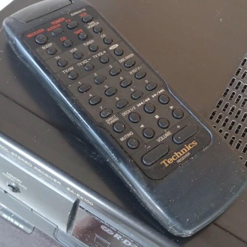 Techniks radio amplifier used