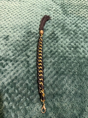 Bracelet like new, black and gold