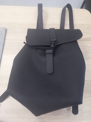 Rains backpack like new, black color