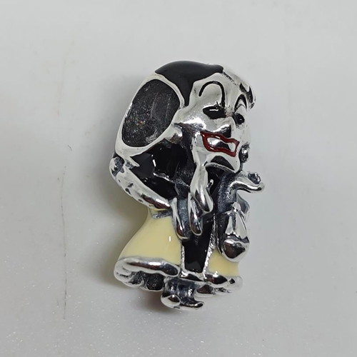 Cruella de Vil Silver Charm like new with collectible details