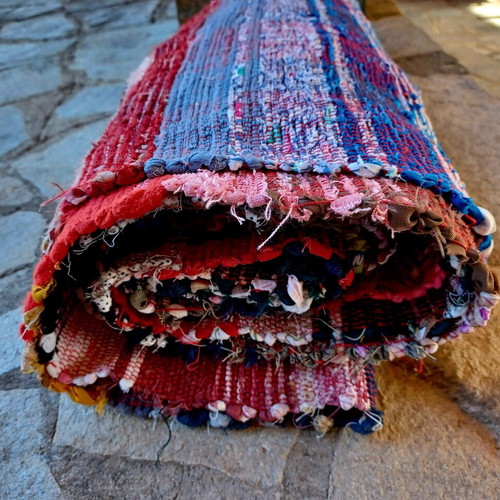 Authentic traditional loom rag rug, 7.20 meters long