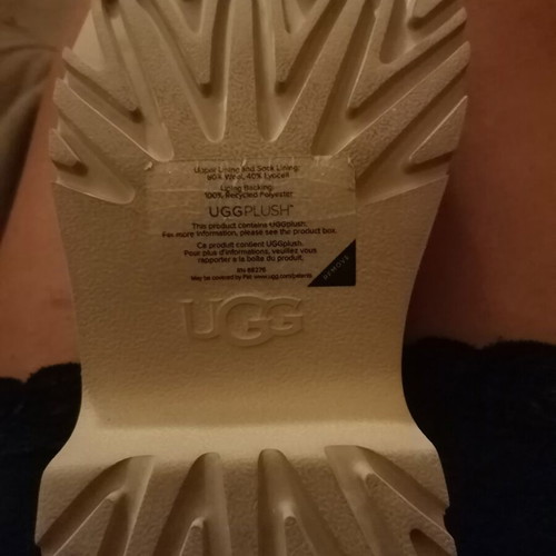 Ugg shoes new, size 39, beige