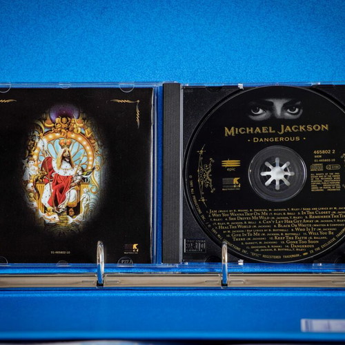 Michael Jackson Dangerous CD like new, pop