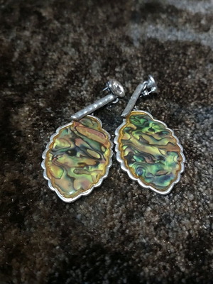 Hippie boho earrings like new, green