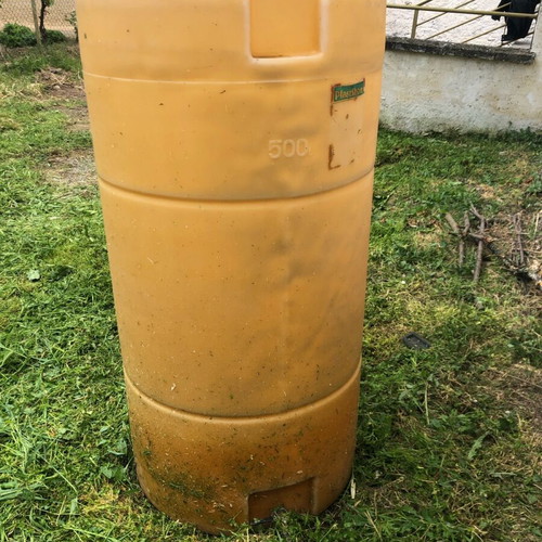 Plastic Oil Tank 500lt used