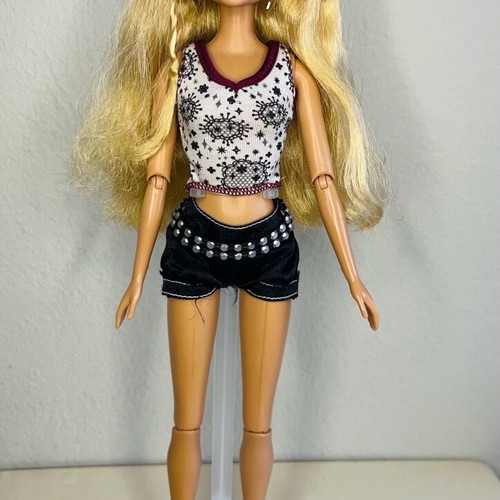 Barbie My Scene Kennedy Street Art 2008 like new