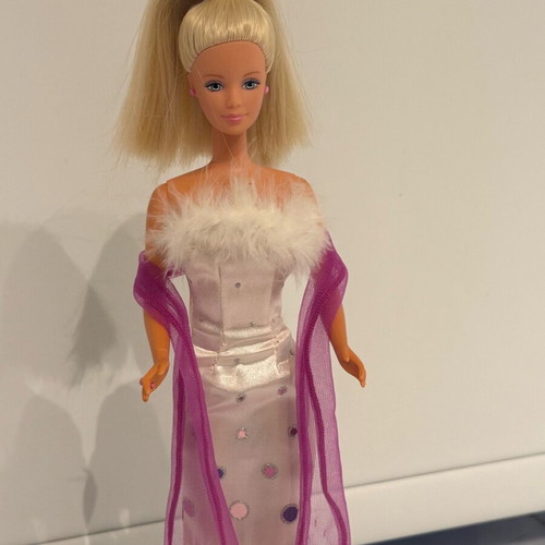 Barbie Diva Vintage Doll collectible like new
