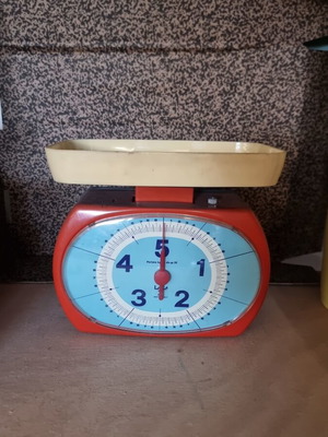 Laica Erika Vintage 1970s Italian Kitchen Scale like new with original box
