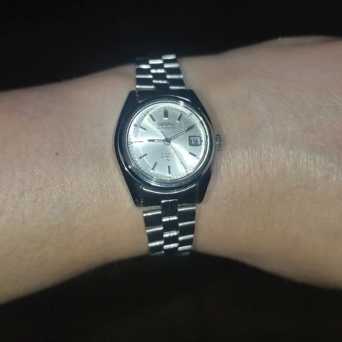 Seiko Vintage Automatic Women's Watch like new, silver stainless steel