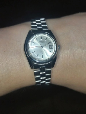 Seiko Vintage Automatic Women's Watch like new, silver stainless steel